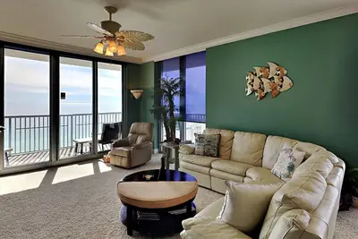 Image de Emerald Dolphin #1450 | Gorgeous Views, Balcony!