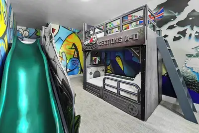 Image de Hunter's Horizon | Sport's lovers' paradise w/ soccer theme Br - near stadiums
