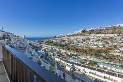 Image de Puerto Feliz 1 : Magnifique attique rénové avec vue mer