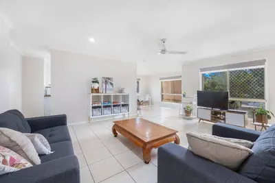 Image de Bay Breeze Easygoing Beachside Living for Families