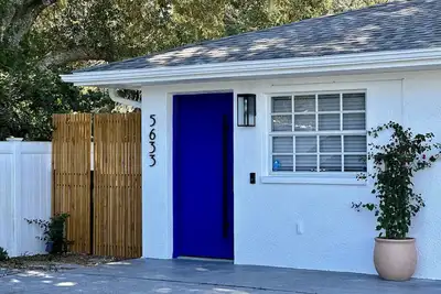Image de Cozy Home in Historic Zephyrhills.