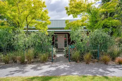 Image de Green Oasis - Cromwell Holiday Home