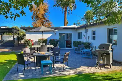 Image de Walk to OldTown! HotTub+Arcades @Vibrant & Cozy Home in the heart of Scottsdale!