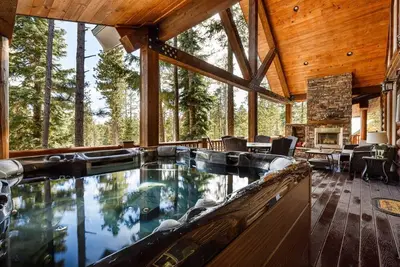 Image de Mossberg Luxury Retreat