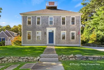 Image de Point Hill Haven: 141-Wb  Faithful 18th Century Reproduction, Modern Amenities, Pool & Spa