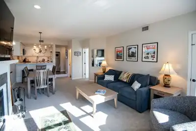 Image de Just steps to the trail enjoy the best location in Winterplace ski community