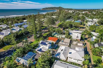 Image de 11br Big Space in the Heart of Byron Bay Sleeps 24