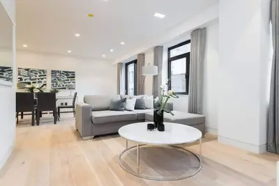 Image de Luxurious 3 Bedroom in Trafalgar Sq