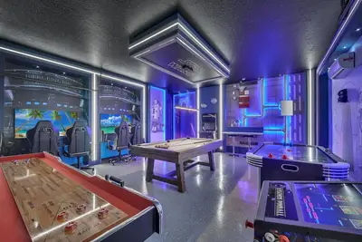 Image de Spectacular Vacation Rental Villa With Games Room