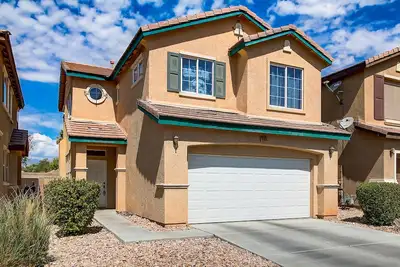 Image de Comfortable 3 Bedroom 2. 5 Bath Family Home in North Las Vegas