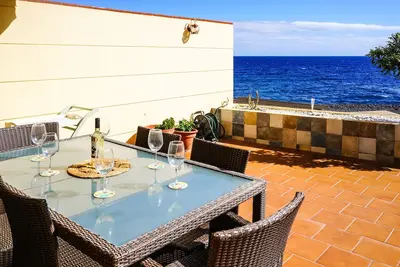 Image de Sky & Sea The House by the Beach