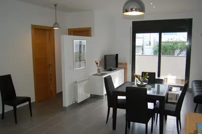 Image de Appartement Moderne à 150m des Plages, Terrasse et Parking à Llançà