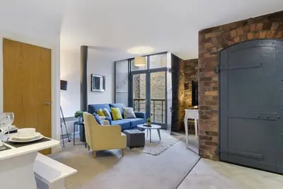 Image de Host & Stay | Henry's Hideaway