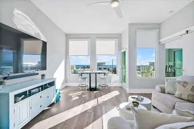 Image de Ocean-View - Beach Service Included - Overlooking Boardwalk & Weekly Fireworks