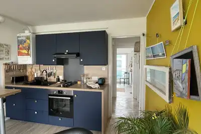 Image de Vue sur mer, coquet appartement les « pieds dans l’eau »