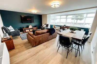 Image de Newly refurbished luxury waterfront property close to Rothesay ferry terminal
