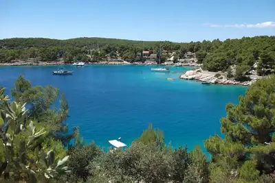 Image de Stone house on Brac with amazing garden and sea view