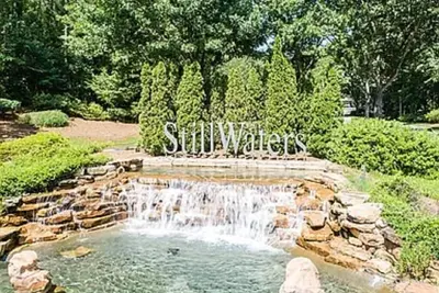 Image de Ground floor Lake Martin Condo!
