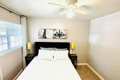 Image de Gainesville Gem: Proximity to Uf, Shands, and Downtown – Ideal Condo Retreat!
