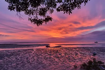 Image de The Taverna \nBeach House, Kooringal, Moreton Island