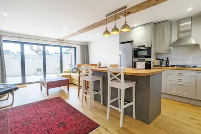 Image de The Hive - a cottage that sleeps 4 guests in 2 bedrooms