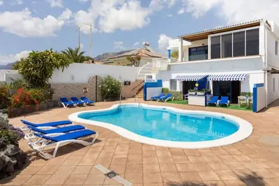 Image de Oceanfront Apt. in Private Villa - Next to Beach