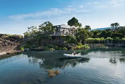 Image de Villa Anemone (Iris) - sea front apartment
