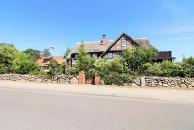 Image de Eine Wunderschöne, Moderne und im Fachwerk Gebaute 4 Zimmerwohnung Erwartet Sie. Ideal für Familien mit bis zu 3 Kindern. Nur 200 m bis zum Strand