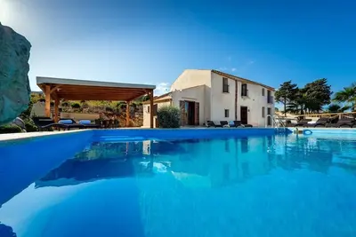 Image de Villa Calliope - Mediterranean villa with pool