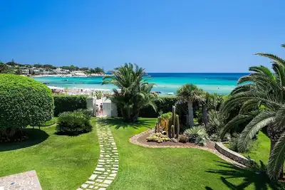 Villa Cibele - Seaside villa in Fontane Bianche
