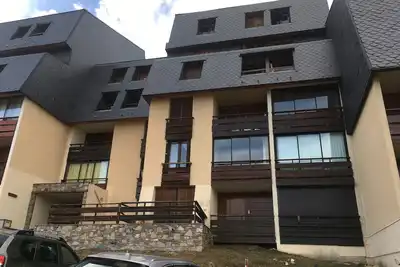 Image de Studio-cabine 6pers. vue panoramique sur la station (village et la montagne)