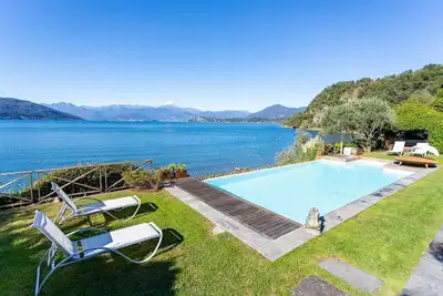 Image de Villa Gisella - Lake front villa
