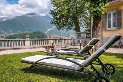 Image de Villa Bellagio - Lakeside villa with lake access