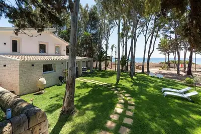 Image de Casa Sul Mare - Sea front house