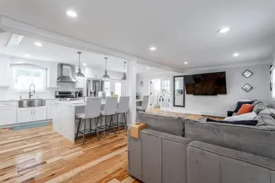 Image de Two for One Luxury Home & Studio Pre Weddings