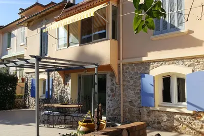 Image de Hyeres Belle Villa De Maitre Quartier Residentiel Tres Calme Clim 10mn Plages