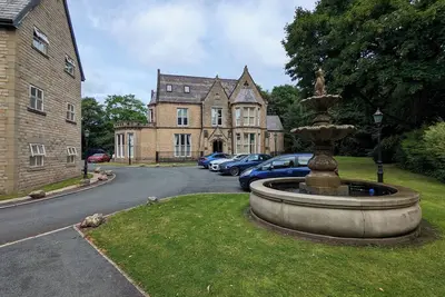 Image de Stunning Chaseley Grade 2, 2kb Apt - Salford