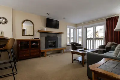 Image de Okemo Mountain Lodge- Cozy 1 Bedroom Condo #A206 by RedAwning