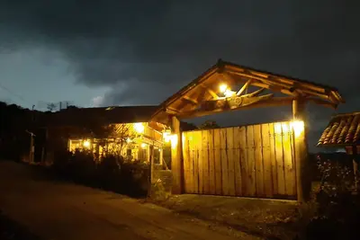 Image de Cabaña Lato, en medio de la Naturaleza, con senderismo y atractivos naturales
