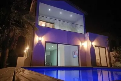 Image de Magnifique villa avec piscine à 15m des plages  la grande motte / hammam spa