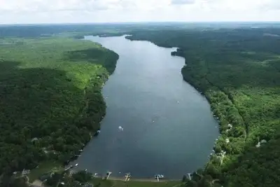 Image de Cozy cottage on Lake Lucerne in Crandon, Wi. Home of the Crandon Brush Run!