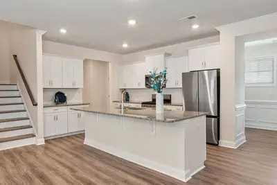 Image de Charlotte Ballantyne Area 1. 0 mi away with lots to do - Refined Modern Home