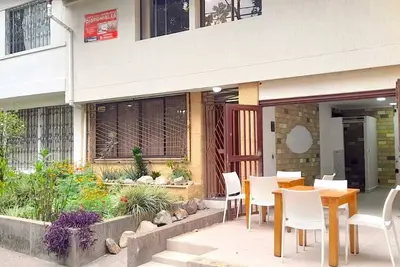 Image de Casa Familiar Laureles Estadios Medellín 8 Habitaciones