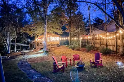Image de The Cove- Kayak, Private Boat Ramp, Fire Pit, Ping Pong, Darts, & Ev Charger