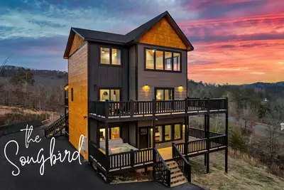 Image de Book now for summer! Modern design. Minutes to Dollywood & Parkway