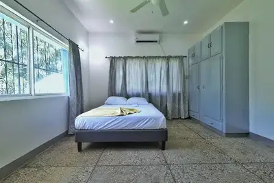 Image de Cozy 1-Bed Apt in Whim Estate-near Scarborough