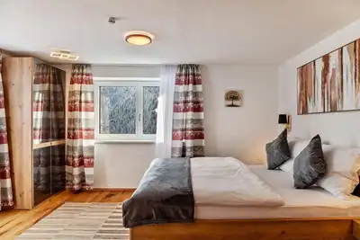 Image de Appartement de vacances \"Erna\" avec vue sur les montagnes, terrasse partagée et Wi-Fi