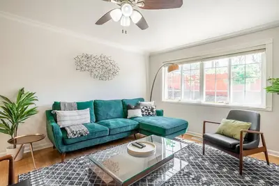 Image de Modern Concord 3br w/ Backyard + Patio, nr Mt Diablo, by Blueground