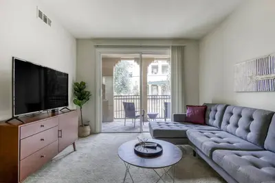 Image de Luxe Santa Clara 2br w/ Pool, Balcony, Elevator & Gym, by Blueground