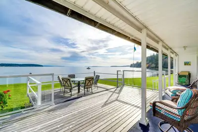 Image de Bayfront Port Hadlock Retreat w\/ Grill & Deck!